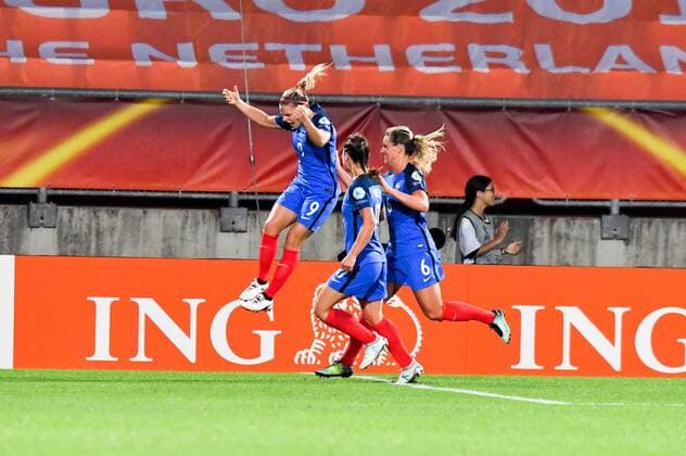 Jubel, Freuen, celebrate, happy, cheer , Goal Celebration Frankreich 1:0 Eugenie Le Sommer (Frankreich, France) (9), Fussball, UEFA Women s EURO 2017, Frankreich - Island, xmkx