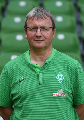 FUSSBALL 1. BUNDESLIGA SAISON 2017 2018 Porträttermin SV Werder Bremen: Zeugwart Peter Detjen Bremen