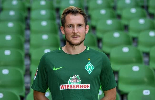 FUSSBALL 1. BUNDESLIGA SAISON 2017 2018 Porträttermin SV Werder Bremen: Izet Hajrovic Bremen