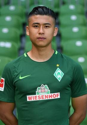 FUSSBALL 1. BUNDESLIGA SAISON 2017 2018 Porträttermin SV Werder Bremen: Yuning Zhang Bremen