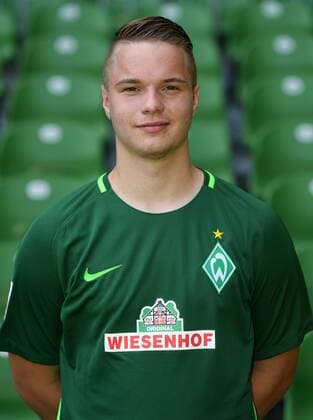 FUSSBALL 1. BUNDESLIGA SAISON 2017 2018 Porträttermin SV Werder Bremen: Niklas Schmidt Bremen