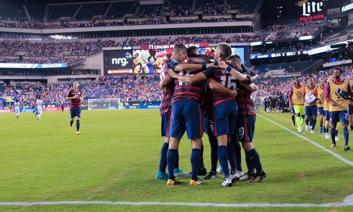 July 19, 2017 - Philadelphia, PA, USA - Philadelphia, PA - Wednesday July 19, 2017: Eric Lichaj celebrates his goal during a 2017 Gold Cup match between the men s national teams of the United States (USA) and El Salvador (SLV) at Lincoln Financial Field. Eric Lichaj - ZUMAt139 20170719_zaa_t139_047 Copyright: xJohnxDortonx