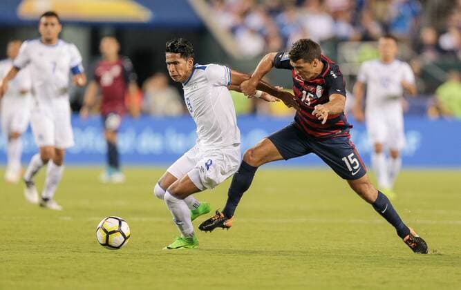 July 19, 2017 - Philadelphia, PA, USA - Philadelphia, PA - Wednesday July 19, 2017: Dennis Pineda, Eric Lichaj during a 2017 Gold Cup match between the men s national teams of the United States (USA) and El Salvador (SLV) at Lincoln Financial Field. Dennis Pineda, Eric Lichaj - ZUMAt139 20170719_zaa_t139_082 Copyright: xJohnxDortonx