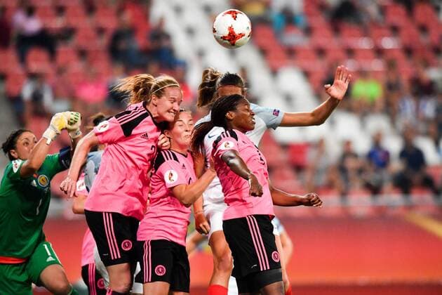 Kopfballsituation nach England Ecke, Fussball, UEFA Women s EURO 2017, England - Scotland, xmkx