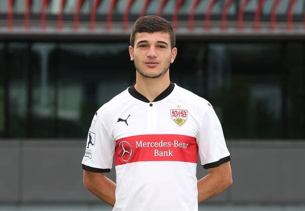 20.07.2017, Deutschland, Stuttgart, VfB Stuttgart II Offizieller Fototermin, Portrait: Hayk Galstyan