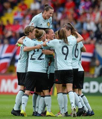 Belgian team celebrates after scoring during a soccer game between Belgian national women s soccer team Red Flames and Norway, the second game in group A in the group stage of the Women s European Championship EM Europameisterschaft 2017 in the Netherlands, Thursday 20 July 2017 in Breda, The Netherlands. DAVIDxCATRY  x05134981x