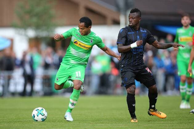 Raffael (Moenchengladbach) und Jean Michaael Seri (Nizza) waehrend des Testspiels der Borussia Moenchengladbach gegen OGC Nizza am 20.07.2017 in Rottach-Egern. Rottach-Egern Copyright: xEngelbrecht Eibner-Pressefotox EP_MET