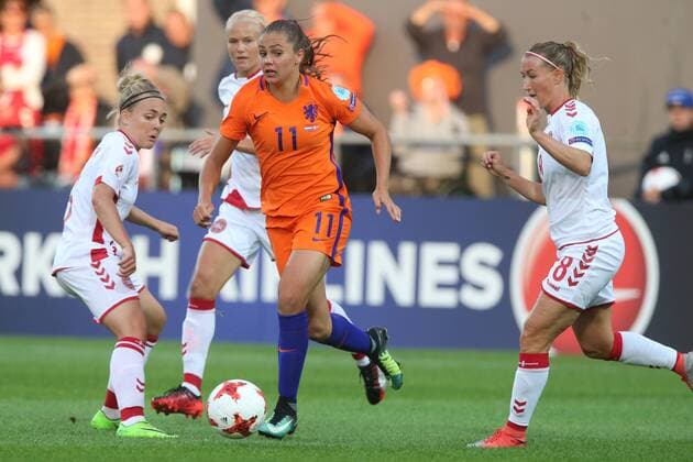 Lieke Martens of Holland Women, Theresa Nielsen of Denmark women during the UEFA WEURO 2017 Group A group stage match between The Netherlands and Denmark at the Sparta stadium Het Kasteel on July 20, 2017 in Rotterdam, The Netherlands Women: The Netherlands v Denmark UEFA WEURO 2017 2017 2018 xVIxVIxImagesx xTomxBodexMultimediaxIVx 8271156
