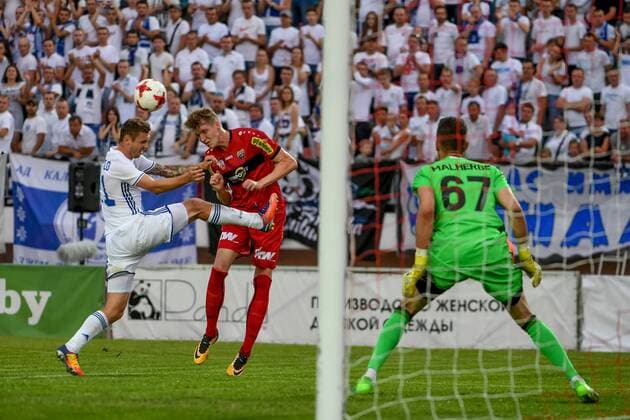 SOCCER - UEFA EL quali, Brest vs Altach BREST,BELARUS,20.JUL.17 - SOCCER - UEFA Europa League qualification, FK Dinamo Brest vs SCR Altach. Image shows Oleg Veretilo (Brest), Simon Piesinger (Altach) and Jeremy Malherbe (Brest). GEPAxpictures xOliverxLerch