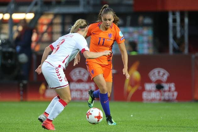 Janni Arnth of Denmark women, Lieke Martens of Holland Women during the UEFA WEURO 2017 Group A group stage match between The Netherlands and Denmark at the Sparta stadium Het Kasteel on July 20, 2017 in Rotterdam, The Netherlands Women: The Netherlands v Denmark UEFA WEURO 2017 2017 2018 xVIxVIxImagesx xTomxBodexMultimediaxIVx 8271765