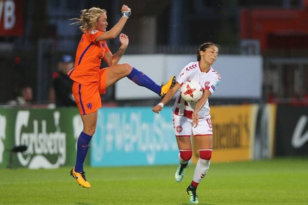 Desiree van Lunteren of Holland Women, Nadia Nadim of Denmark women during the UEFA WEURO 2017 Group A group stage match between The Netherlands and Denmark at the Sparta stadium Het Kasteel on July 20, 2017 in Rotterdam, The Netherlands Women: The Netherlands v Denmark UEFA WEURO 2017 2017 2018 xVIxVIxImagesx xTomxBodexMultimediaxIVx 8271782
