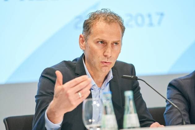 DFL Pressekonferenz Termin Video-Assistent mit Ansgar SCHWENKEN, (DFL-Direktor, Fußballfunktionaer, Manager , Fussball 1. Bundesliga , Koeln, am 20.07.2017 Saison 2017 2018, 1.Liga, 1.Bundesliga