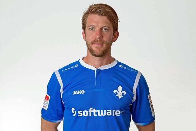 20.07.2017, xfux, Fussball 2.Bundesliga, SV Darmstadt 98 Fototermin 2017 2018, Fußball, GER 2.BL Porträttermin 2017 2018, emonline, Peter Niemeyer (SV Darmstadt 98) Darmstadt 700058700