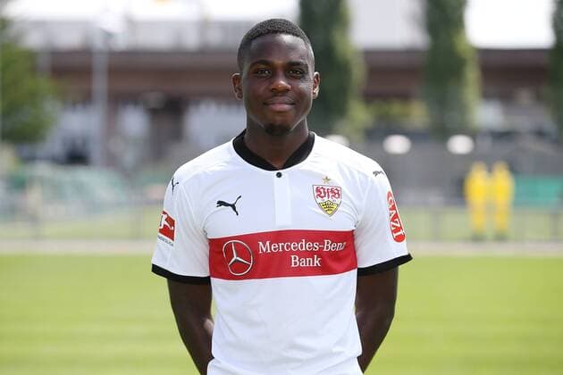 Fussball 1. Bundesliga 2017 2018 21.07.2017 Fototermin beim VfB Stuttgart: Orel Mangala Stuttgart