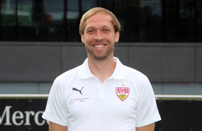 VfB Stuttgart II Fototermin Saison 2017 2018 Deutschland, Stuttgart, 20.07.2017, Fussball, Regionalliga Südwest, Saison 2017 2018, VfB Stuttgart II Fototermin Saison 2017 2018: Andreas Hinkel (Trainer).