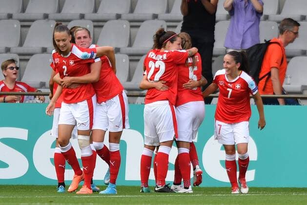 Jubel, Freuen, celebrate, happy, cheer , Goal Celebration Schweiz 1:2, Fussball, UEFA Women s EURO 2017, Island - Schweiz, xmkx