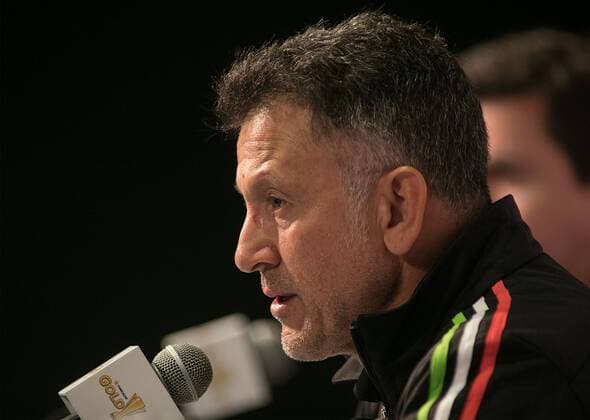 July 22, 2017 - Pasadena, California, U.S - Juan Carlos Osorio, coach of the national team Nationalteam of Mexico attends a Gold Cup soccer conference at the Rose Bowl in Pasadena California on Saturday, July 22, 2017. Juan Carlos Osorio press conference PK Pressekonferenz - ZUMAp124 20170722_zaa_p124_028 Copyright: xArianaxRuizx