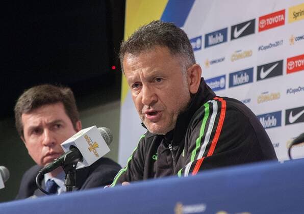 July 22, 2017 - Pasadena, California, U.S - Juan Carlos Osorio, coach of the national team Nationalteam of Mexico attends a Gold Cup soccer conference at the Rose Bowl in Pasadena California on Saturday, July 22, 2017. Juan Carlos Osorio press conference PK Pressekonferenz - ZUMAp124 20170722_zaa_p124_022 Copyright: xArianaxRuizx