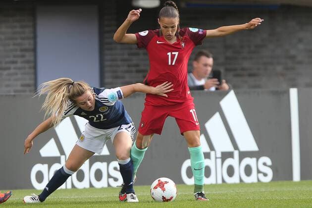 Fiona Brown of Scotland women, Vanessa Marques of Portugal women during the UEFA WEURO 2017 Group D group stage match between Scotland and Portugal at the Sparta stadium Het Kasteel on July 23, 2017 in Rotterdam, The Netherlands Women: Scotland v Portugal UEFA WEURO 2017 2017 2018 xVIxVIxImagesx xTomxBodexMultimediaxIVx 8295521