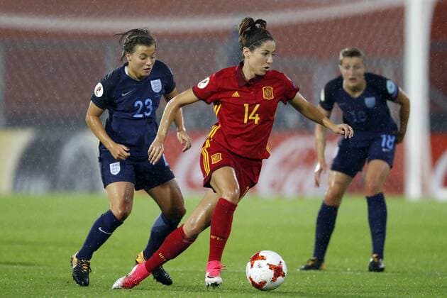 (L-R) Francesca Kirby of England women, Vicky Losada of Spain women, Ellen White of England women during the UEFA WEURO 2017 Group D group stage match between England and Spain at the Rat Verlegh stadium on July 23, 2017 in Breda, The Netherlands Women: England v Spain UEFA WEURO 2017 2017 2018 xVIxVIxImagesx xMauricexvanxSteenxIVx 8298155