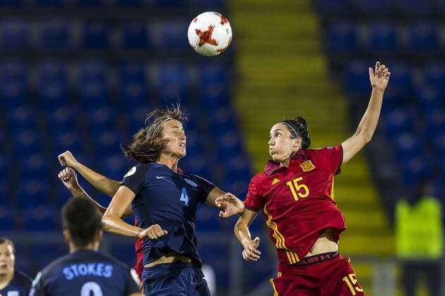 Fußball, Frauen EM, England - Spanien BREDA - 23-07-2017. EK vrouwenvoetbal, Woman s Euro 2017, groepswedstrijd Engeland - Spanje. Kopduel met (L-R) Jill Scott en Silvia Meseguer Engeland - Spanje  Copyright: xToinxDamenx 1654219