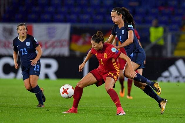 SOCCER - UEFA EURO EM Europameisterschaft Fussball 2017, ENG vs ESP BREDA,NETHERLANDS,23.JUL.17 - WOMEN SOCCER - UEFA Women s European Championship EM Europameisterschaft 2017, Group D, England vs Spain. Image shows Vicky Losada (ESP) and Jill Scott (ENG) GEPAxpictures xFlorianxErtl
