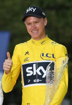 Bilder des Tages - SPORT Chris Froome of Great Britain celebrates on the presentation podium after winning the Tour de France in Paris on July 23, 2017. Froome claimed his fourth Tour de France victory.  PAR20170723030 DAVIDxSILPA