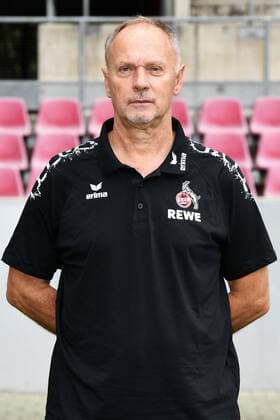 Fußball, GER, 1.BL, Porträttermin 2017 2018, 1. FC Köln, Zeugwart Kresimir Ban (FC Köln). Einzelbild, Portrait, Porträt.