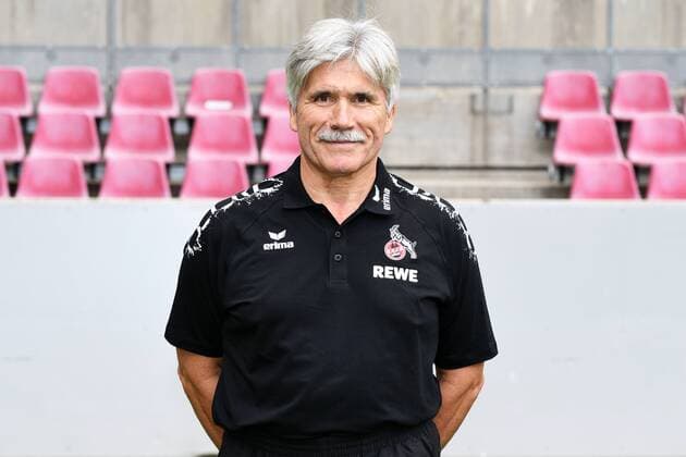 Fußball, GER, 1.BL, Porträttermin 2017 2018, 1. FC Köln, Mannschaftsarzt Dr. Peter Schäferhoff (FC Köln). Einzelbild, Portrait, Porträt.
