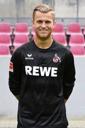 Fußball, GER, 1.BL, Porträttermin 2017 2018, 1. FC Köln, Sven Müller (FC Köln). Einzelbild, Portrait, Porträt.