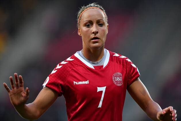 SOCCER - UEFA EURO EM Europameisterschaft Fussball 2017, NOR vs DEN DEVENTER,NETHERLANDS,24.JUL.17 - WOMEN SOCCER - UEFA Women s European Championship EM Europameisterschaft 2017, Group A, Norway vs Denmark. Image shows Sanne Troelsgaard (DEN). GEPAxpictures xFlorianxErtl