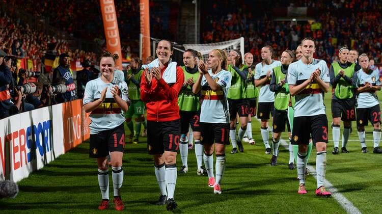 Belgium s players greet the fans after a soccer game between Belgian national women s soccer team Red Flames and The Netherlands, the third game in group A in the group stage of the Women s European Championship EM Europameisterschaft 2017 in the Netherlands, Monday 24 July 2017 in Tilburg, The Netherlands. DAVIDxCATRY  x05138185x