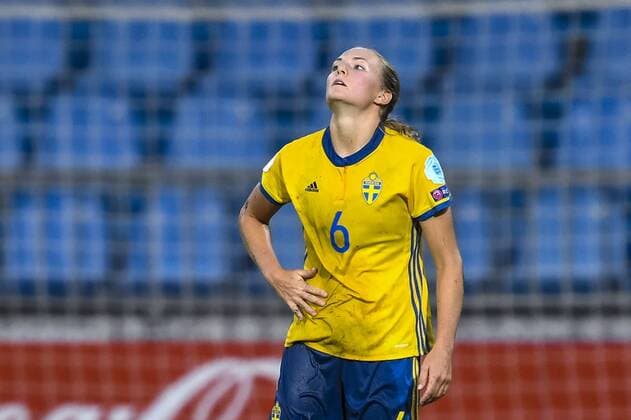 170725 Sveriges Magdalena Eriksson deppar efter Italiens ledningsmal 1-2 i matchen mellan Sverige och Italien under dag 10 av fotbolls-EM den 25 juli 2017 i Doetinchem.  Copyright: CARLxSANDIN BB170725CS056