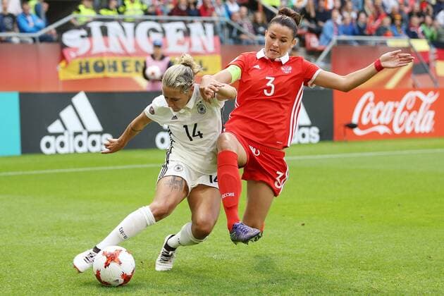 Anna Blasse of Germany women, Anna Kozhnikova of Russia women during the UEFA WEURO 2017 Group B group stage match between Russia and Germany at the Galgenwaard Stadium on July 25, 2017 in Utrecht, The Netherlands Women: Russia v Germany UEFA WEURO 2017 2017 2018 xVIxVIxImagesx xTomxBodexMultimediaxIVx 8310463