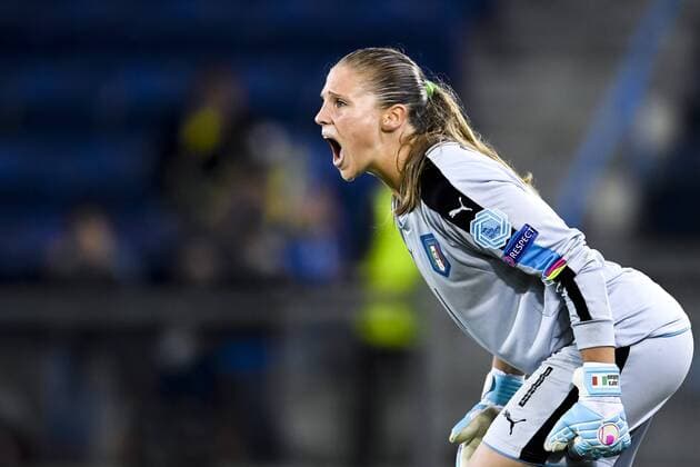 Bilder des Tages - SPORT 170725 Italiens malvakt Laura Giuliani i matchen mellan Sverige och Italien under dag 10 av fotbolls-EM den 25 juli 2017 i Doetinchem.  Copyright: CARLxSANDIN BB170725CS078