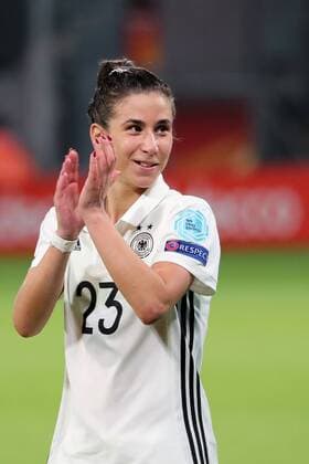 Hasret Kayikci (DFB-Frauen, 23), Einzelbild, Aktion, Action, Jubel nach dem Schlusspfiff, Sieg, Sieger, Gewinner, jubelt, jubeln, Freude, optimistisch, Action, Aktion, Fussball, UEFA Women s EURO 2017, Russland - Deutschland, xozx