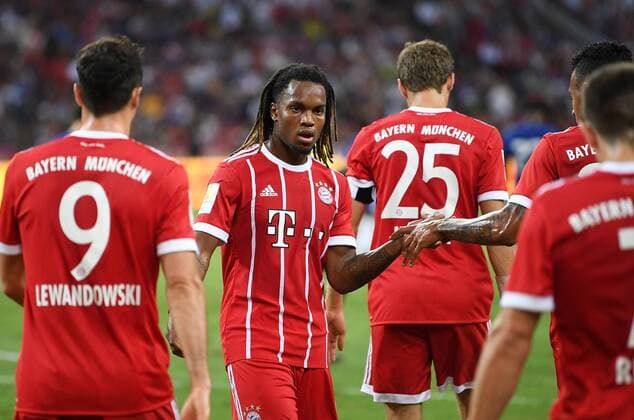 FUSSBALL 1. BUNDESLIGA SAISON 2017 2018 Audi Football Summer Tour China Singapur 2017 FC Bayern Muenchen 25.07.2017 Tag 10; FC Bayern Muenchen - FC Chelsea London Renato Sanches (Mitte, FC Bayern Muenchen) Foto: Pressefoto ULMER Markus Ulmer xxNOxMODELxRELEASxx Singapur 