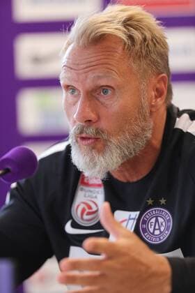 SOCCER - UEFA EL quali, A.Wien vs Limassol, preview VIENNA,AUSTRIA,26.JUL.17 - SOCCER - UEFA Europa League qualification, FK Austria Wien vs AEL Limassol, preview, press conference PK Pressekonferenz A.Wien. Image shows head coach Thorsten Fink (A.Wien). GEPAxpictures xChristianxOrt