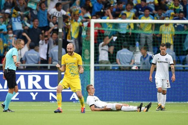 ASTANA 26.07.2017 PIERWSZY MECZ III RUNDA KWALIFIKACJE LIGA MISTRZOW SEZON 2017 18: FK ASTANA - LEGIA WARSZAWA --- UEFA CHAMPIONS LEAGUE FIRST LEG THIRD QUALIFYING ROUND MATCH: FC ASTANA - LEGIA WARSAW TAMAS BOGNAR IWAN MAJEWSKIJ MACIEJ DABROWSKI KRZYSZTOF MACZYNSKI FOT. PIOTR KUCZA FOTOPYK NEWSPIX.PL --- Newspix.pl  170726PYK0048