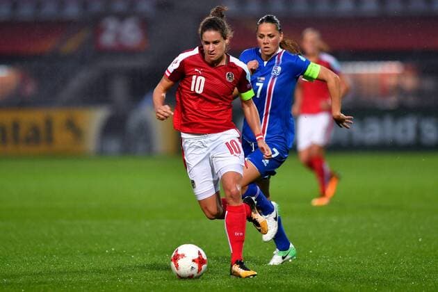 SOCCER - UEFA EURO EM Europameisterschaft Fussball 2017, ISL vs AUT ROTTERDAM,NETHERLANDS,26.JUL.17 - WOMEN SOCCER - UEFA Women s European Championship EM Europameisterschaft 2017, Group C, Iceland vs Austria. Image shows Nina Burger (AUT). GEPAxpictures xFlorianxErtl