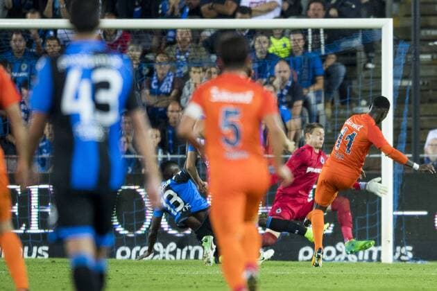 Basaksehir s Eljero Elia scores the 2-2 goal during a soccer game between Belgian team Club Brugge KSV and Turkish club Istanbul Basaksehir F.K., the first leg of the third qualifying round for the UEFA Champions League competition, Wednesday 26 July 2017 in Brugge. JASPERxJACOBS  x05139432x