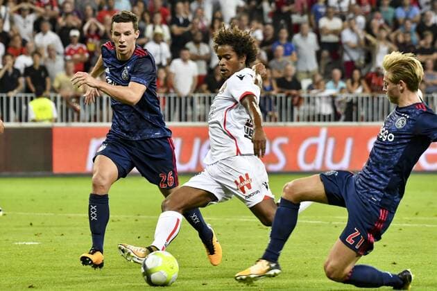 Nick Viergever (Ajax) - Vincent Marcel (OGC Nice) - Frenkie De Jong (Ajax) FOOTBALL : OGC Nice vs Ajax - Tour preliminaire de ligue des champions - Nice - 26 07 2017 NorbertScanella Panoramic 