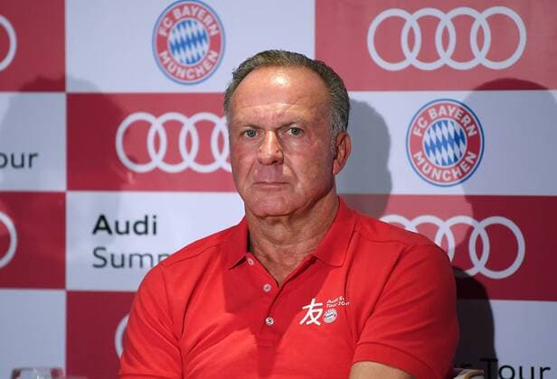 FUSSBALL 1. BUNDESLIGA SAISON 2017 2018 Audi Football Summer Tour China Singapur 2017 FC Bayern Muenchen 27.07.2017 Tag 12; Abschluss PK: Vorstandsvorsitzender Karl Heinz Rummenigge Foto: Pressefoto ULMER Markus Ulmer xxNOxMODELxRELEASxx Singapur 