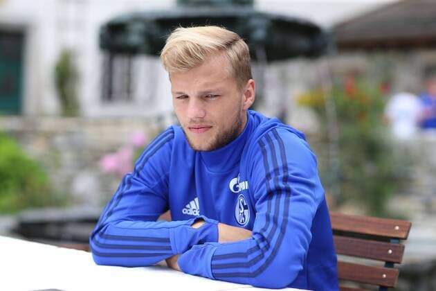 27.07.2017, Fussball GER, 1. Bundesliga Saison 2017 2018, Trainingslager des FC Schalke 04 in Mittersill, Interview und Medienrunde, Johannes Geis (Schalke 04)