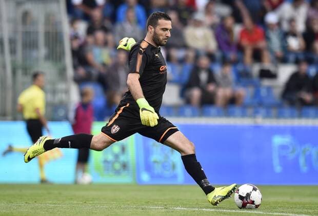 Goalie ORGES SHEHI of Skenderbeu in action during the Football Europa League, 3rd qualifying round, 1st leg: Mlada Boleslav vs Skenderbeu in Mlada Boleslav, Czech Republic, July 27, 2017. (CTKxPhoto RadekxPetrasek) CTKPhotoP201707270940401  _PER9496