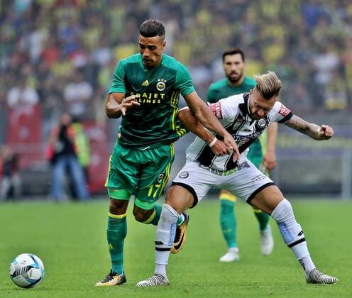 SOCCER - EL quali, Sturm vs Fenerbahce GRAZ,AUSTRIA,27.JUL.17 - SOCCER - UEFA Europa League qualification, SK Sturm Graz vs Fenerbahce Istanbul. Image shows Nabil Dirar (Fenerbahce) and Peter Zulj (Sturm). GEPAxpictures xM.xOberlaender