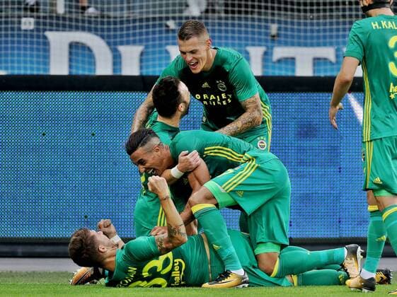 SOCCER - EL quali, Sturm vs Fenerbahce GRAZ,AUSTRIA,27.JUL.17 - SOCCER - UEFA Europa League qualification, SK Sturm Graz vs Fenerbahce Istanbul. Image shows the rejoicing of Fenerbahce. GEPAxpictures xHansxOberlaender