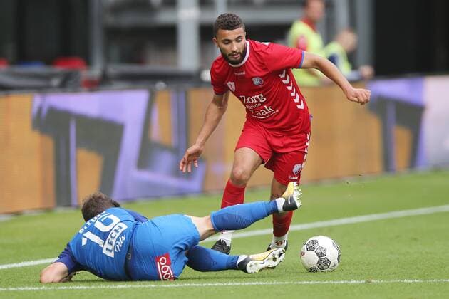 Mario Situm of Lech Poznan, Zakaria Labyad of FC Utrecht during the UEFA Europa League third qualifying round first leg match between FC Utrecht and Lech Poznan FC at the Nieuw Galgenwaard Stadium, on July 27, 2017 in Utrecht, The Netherlands FC Utrecht v Lech Poznan UEFA Europa League 2017 2018 xVIxVIxImagesx xTomxBodexMultimediaxIVx 8324000
