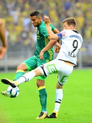 Josef de Souza of Fenerbahce and Deni Alar of Sturm Graz during the UEFA Europa League match between Sturm Graz and Fenerbahce at Merkur Arena (UPC) in Graz , Austria, on 27 July 2017. 