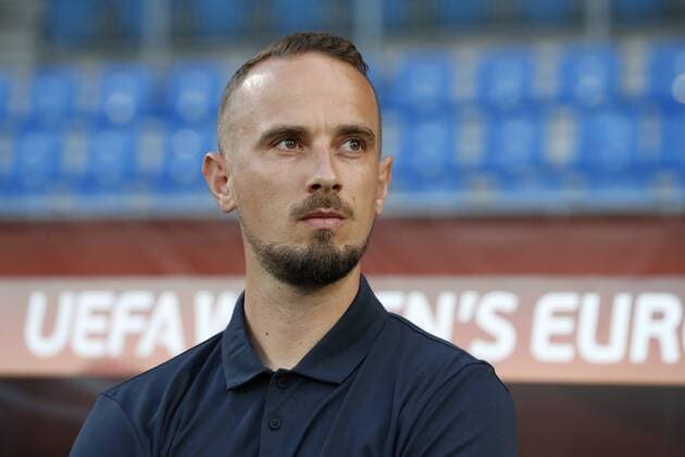 coach Mark Sampson of England women during the UEFA WEURO 2017 Group D group stage match between Portugal and England at Koning Willem II stadium on July 27, 2017 in Tilburg, The Netherlands Women: Portugal v England UEFA WEURO 2017 2017 2018 xVIxVIxImagesx xMauricexvanxSteenxIVx 8325483